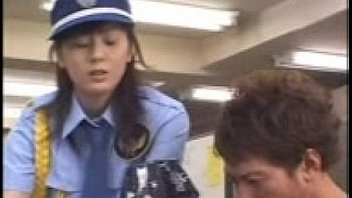 #Japan policewoman